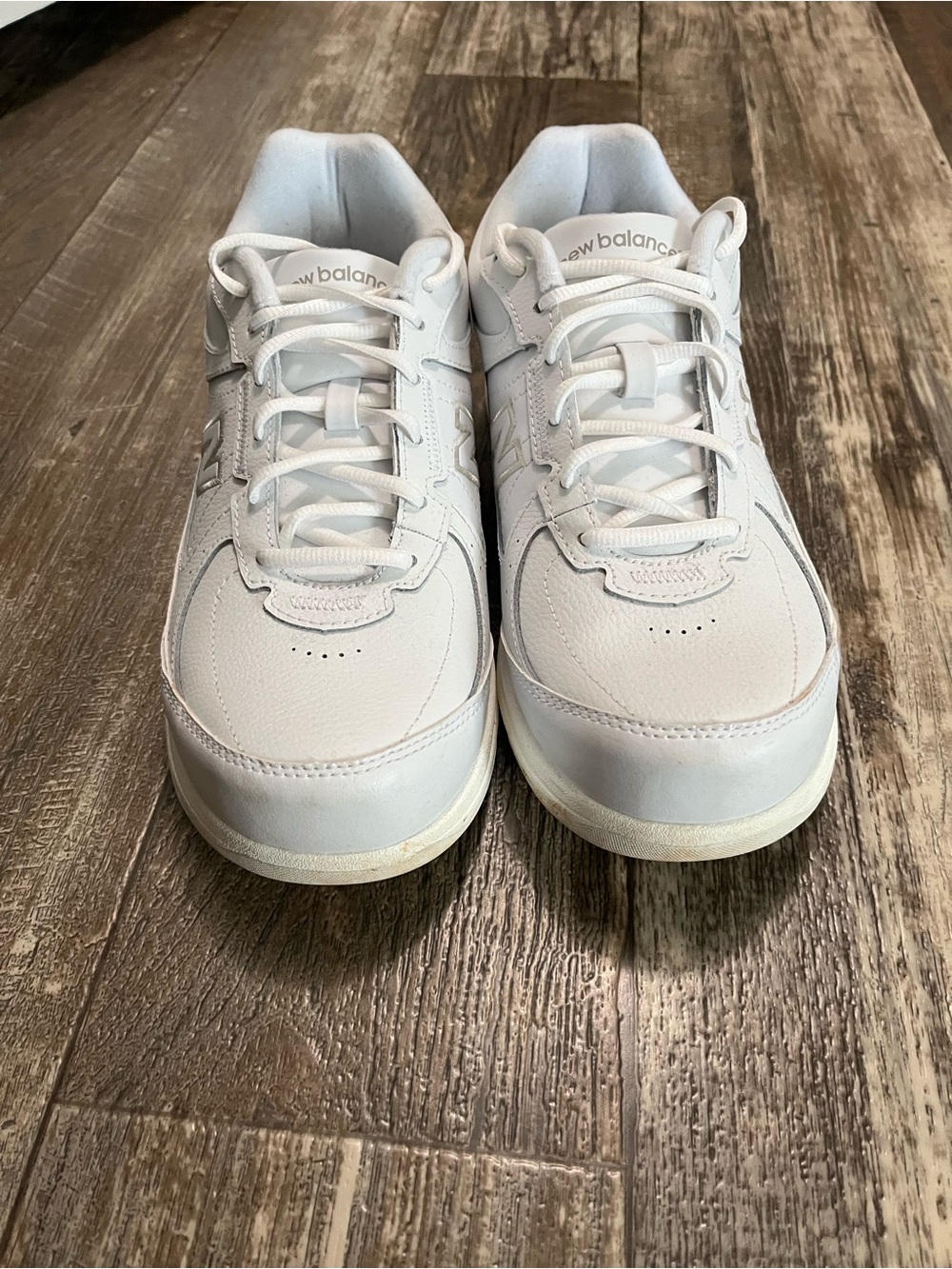 New Balance Women's 577 V1 Lace-up Shoes
Walking Shoes Sz 10.5W